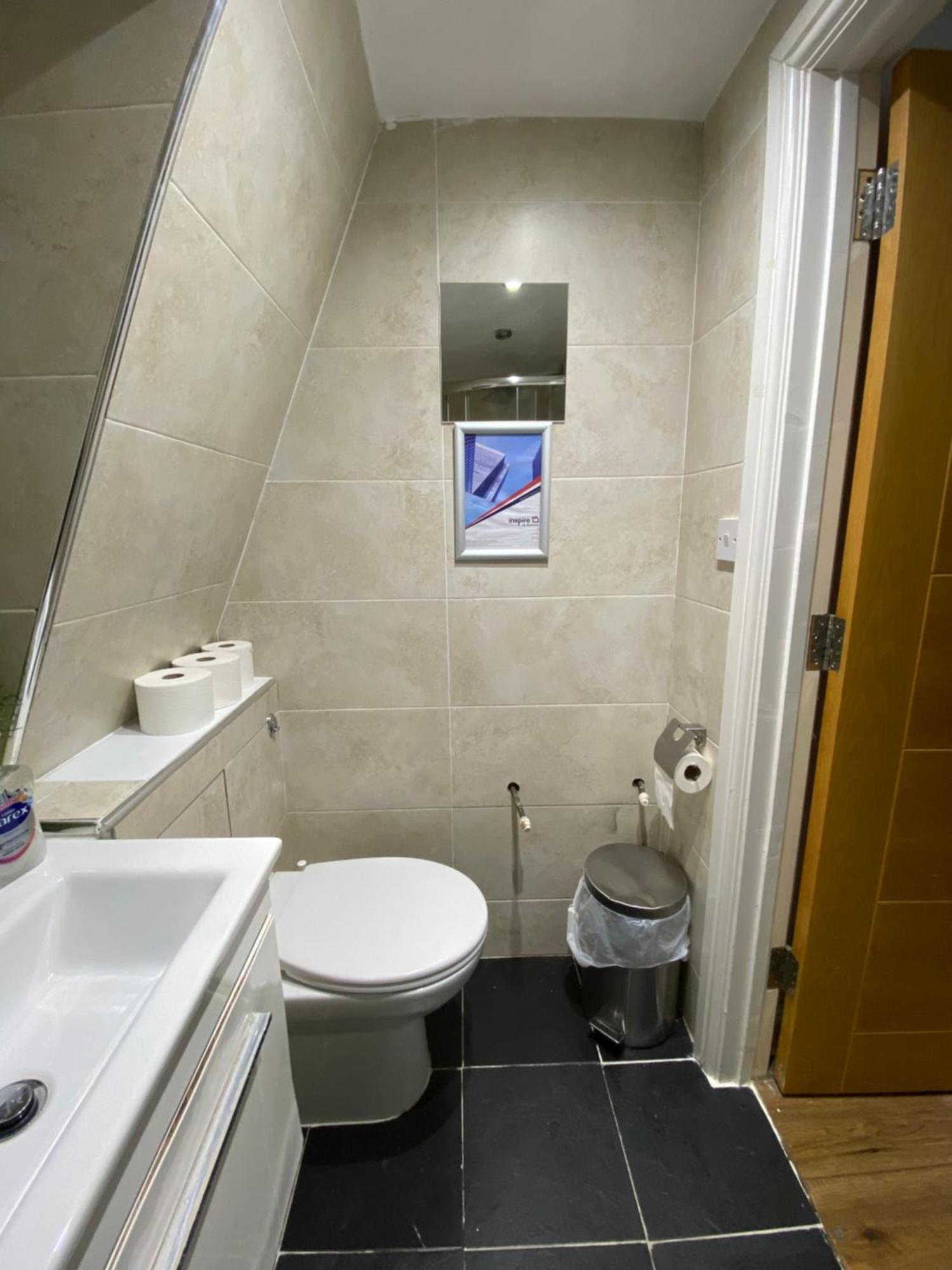 Fabulous Private Bedrooms Near Euston Station, Central London Проживание в семье Лондон