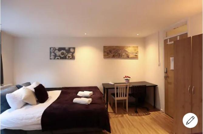 Fabulous Private Bedrooms Near Euston Station, Central London Проживание в семье Лондон