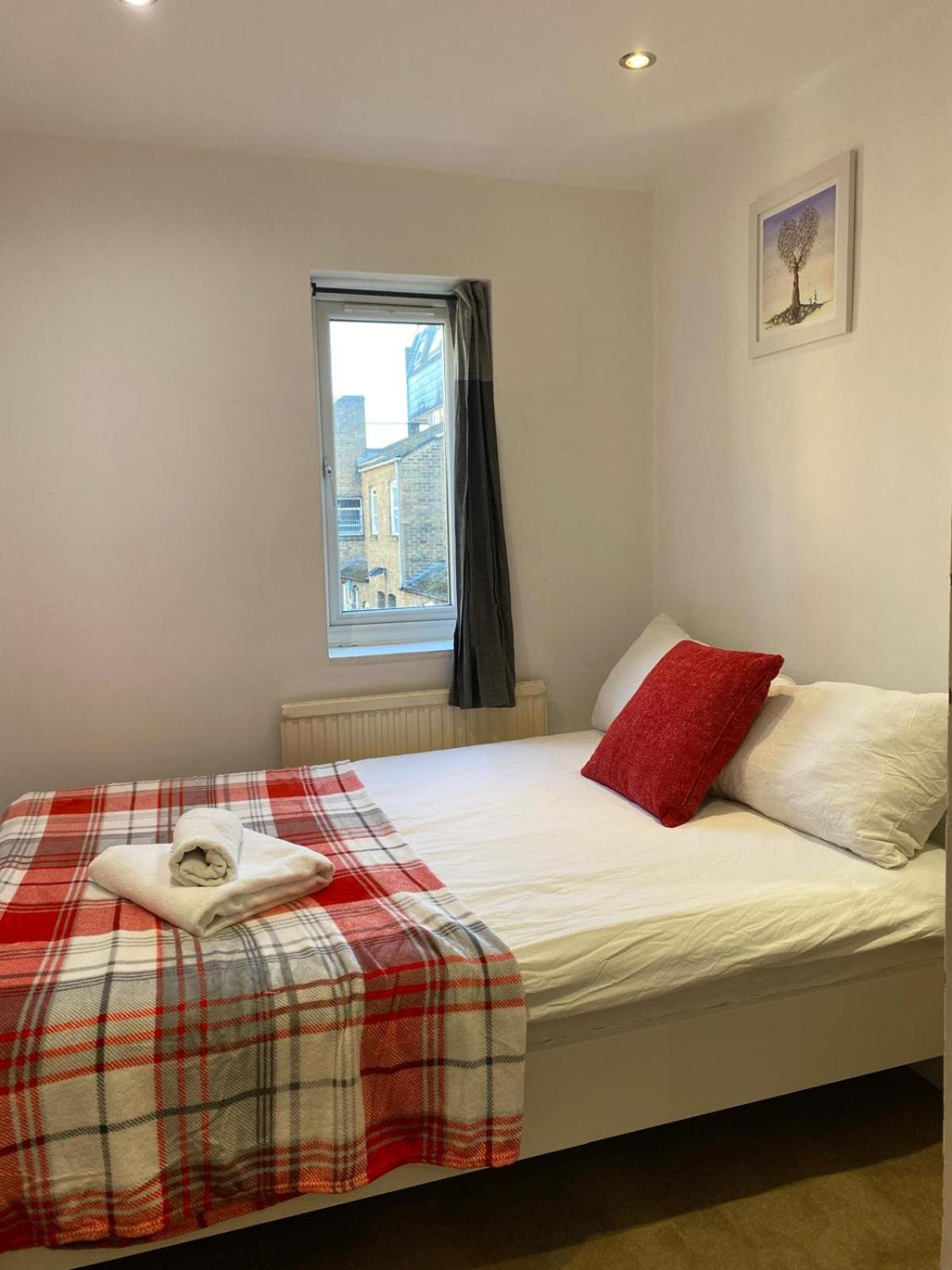 Fabulous Private Bedrooms Near Euston Station, Central London Проживание в семье *