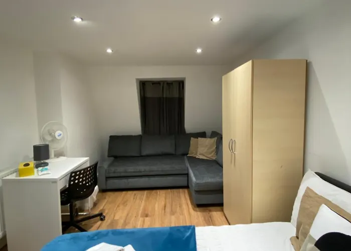 Comfy Bedrooms Near Euston Station - 1 Exmouth