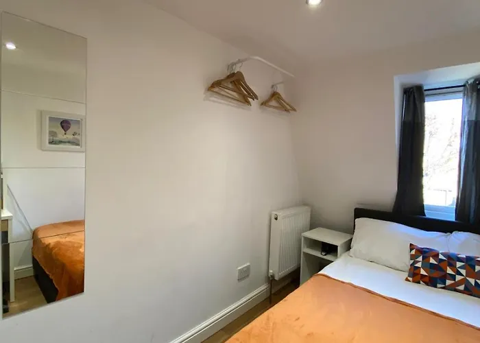 Comfy Bedrooms Near Euston Station - 1 Exmouth